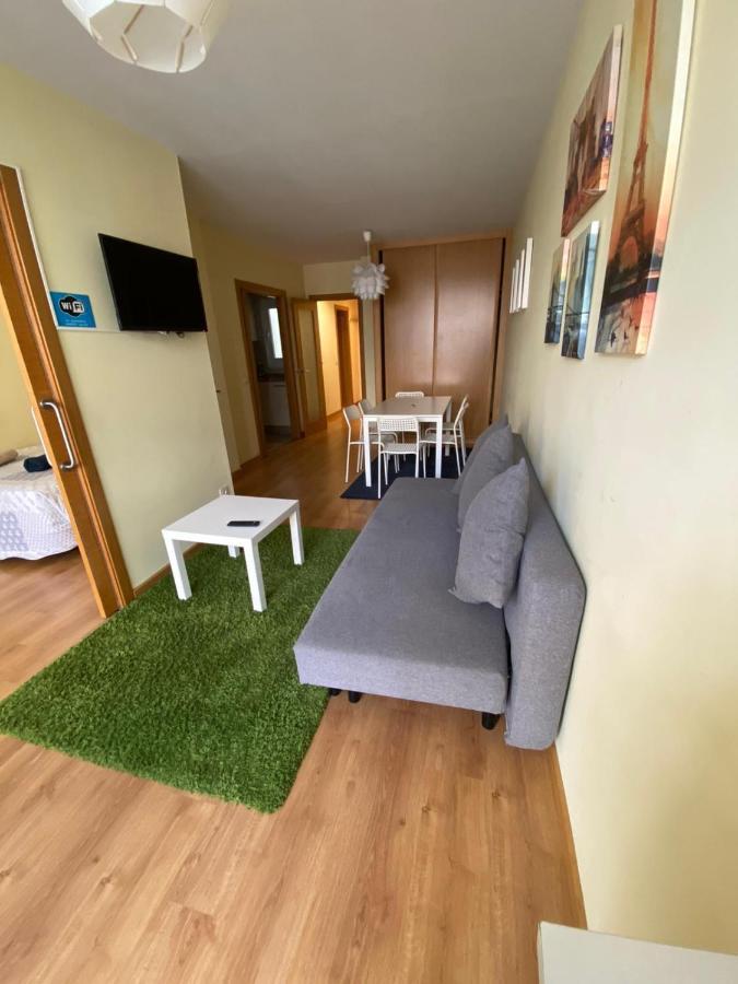 Lovely Apartaments Lugo Bagian luar foto