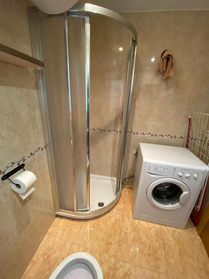 Lovely Apartaments Lugo Bagian luar foto